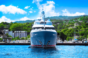 Silhouette sur le Quai - Fuji Crystal avec cadre - ESPOIR PHOTOS